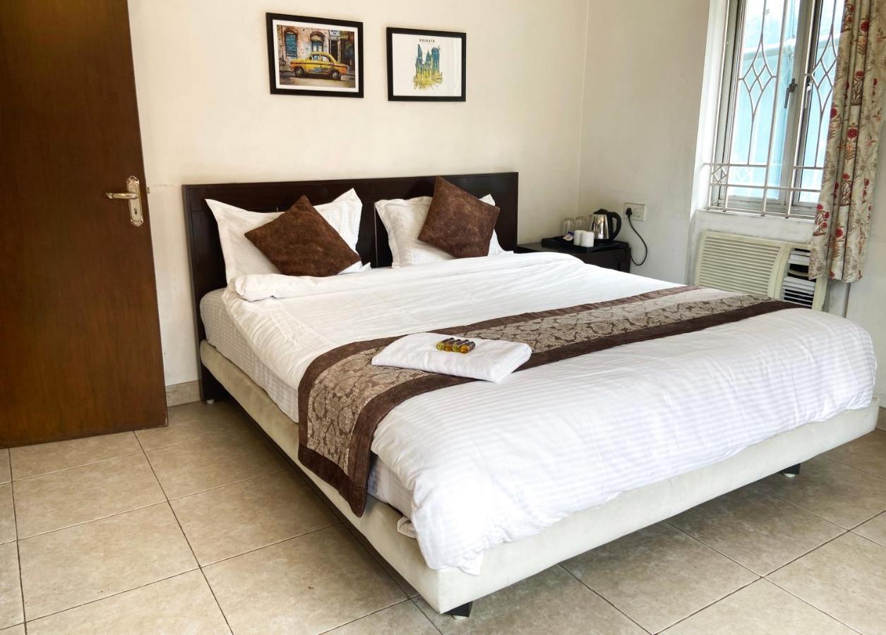The Aster Homestay - Bedrooms & Apartments 콜카타 외부 사진