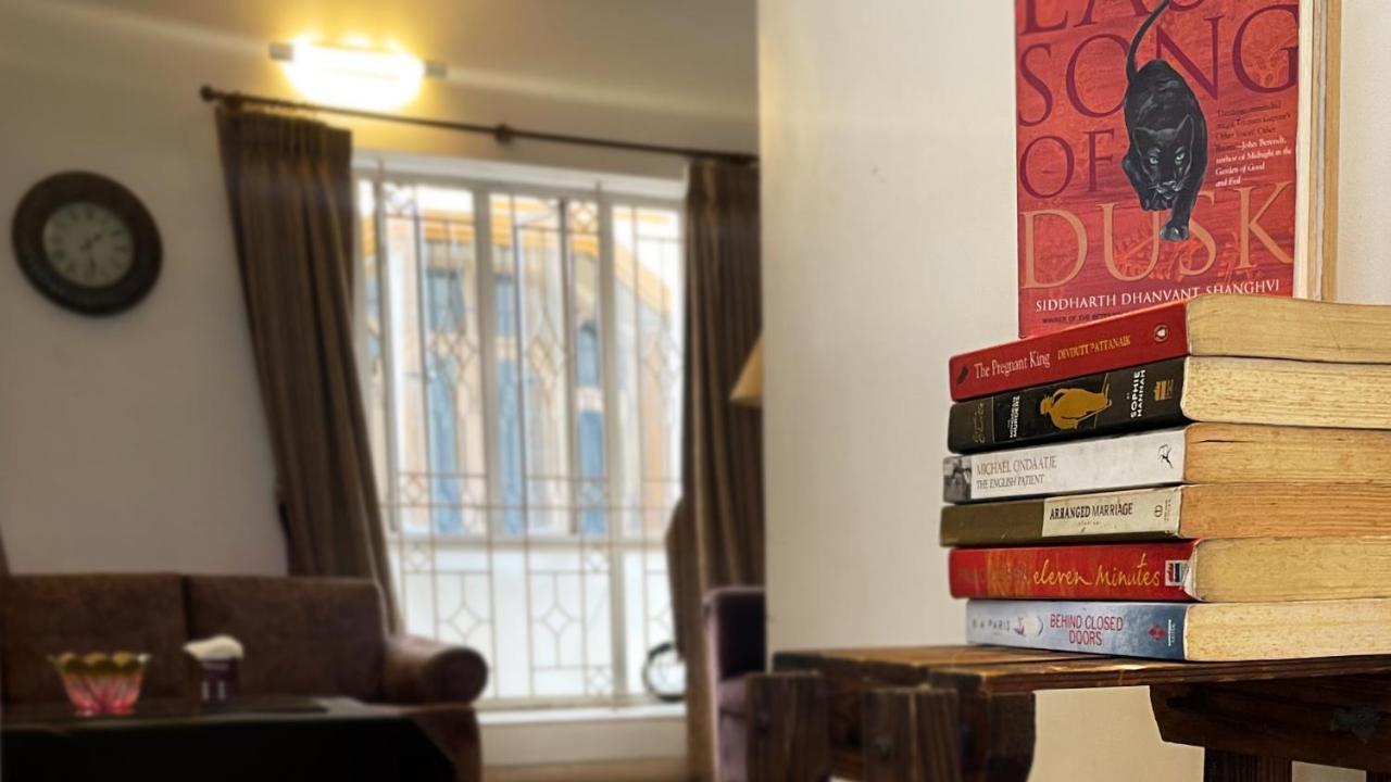 The Aster Homestay - Bedrooms & Apartments 콜카타 외부 사진