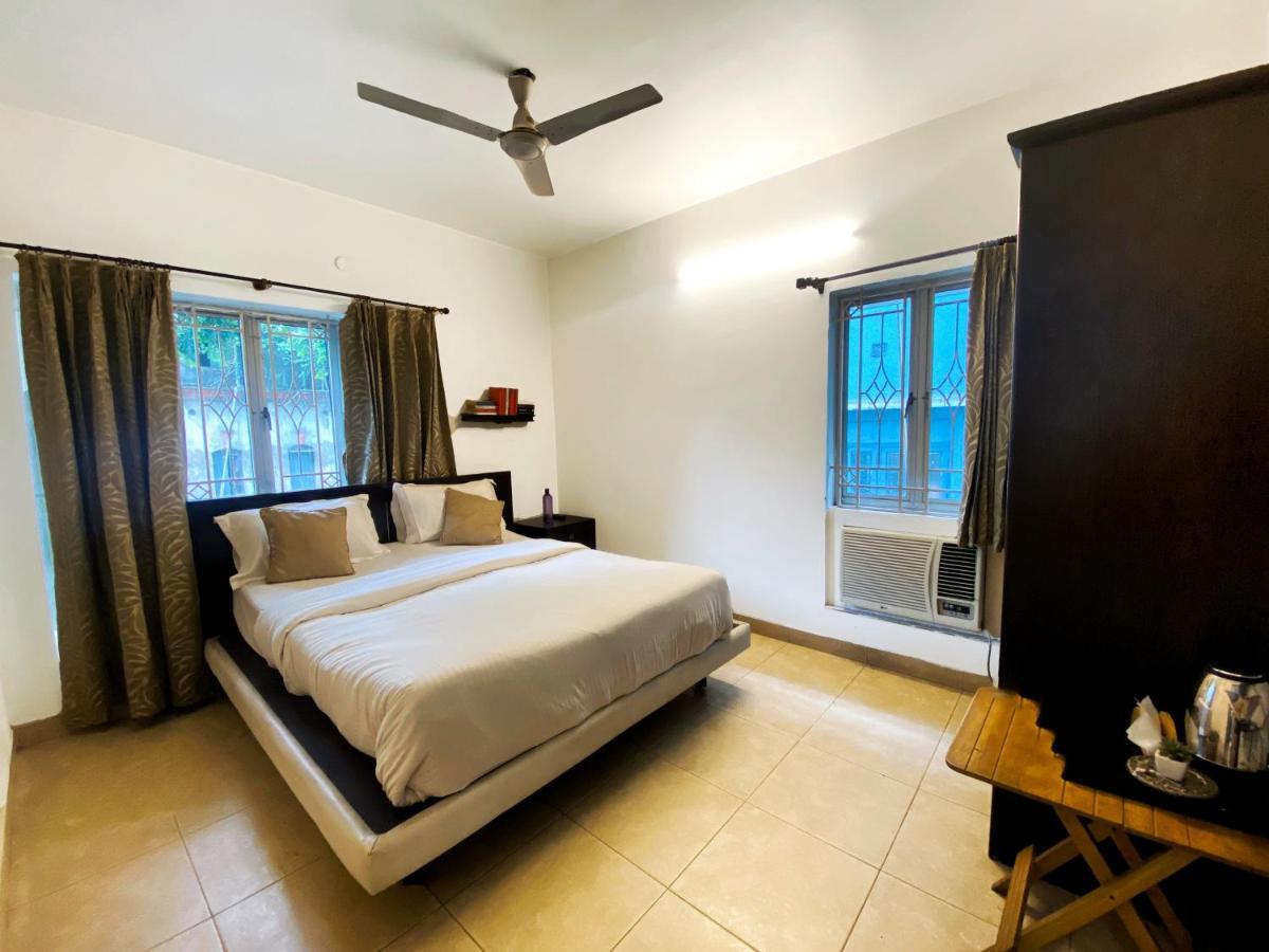 The Aster Homestay - Bedrooms & Apartments 콜카타 외부 사진